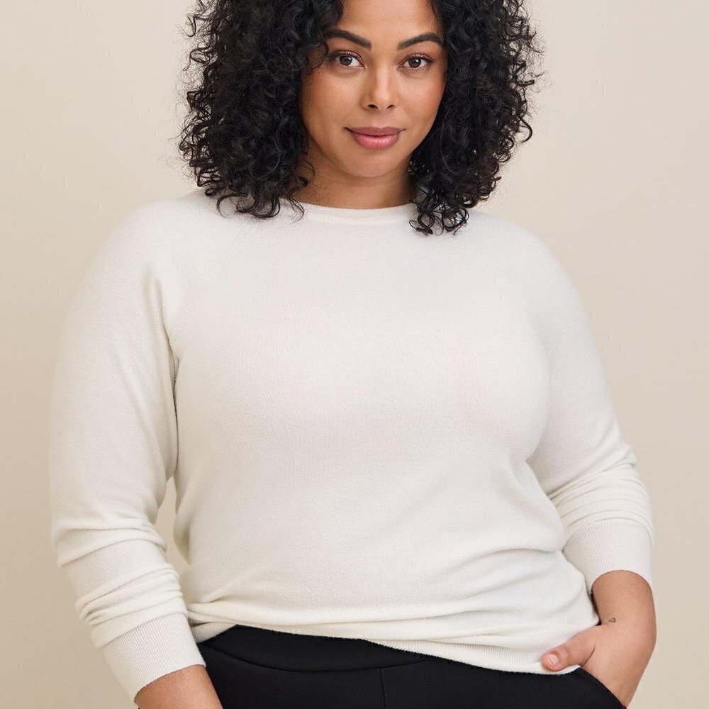 Torrid - Everyday Soft Pullover Crew Sweater in Pristine White​​​​​​​​​​